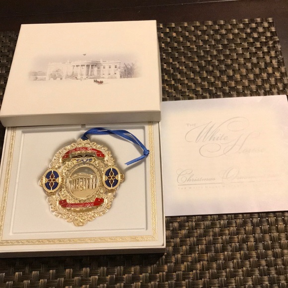 Other - 2006 The White House Christmas ornament.